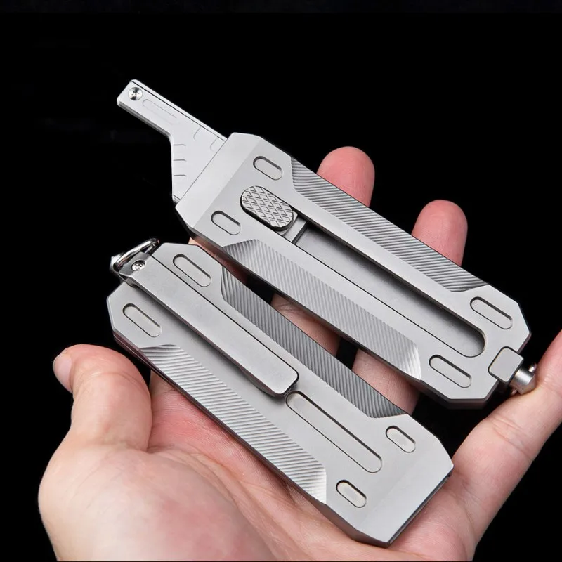 Titanium Alloy EDC Tools Dismountable Push Hand Tools Survival Window Breaker Keychain Multi-Functional Tool