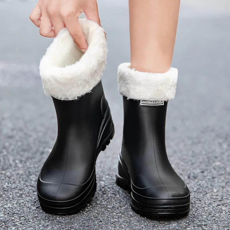 

Fashionable Mid-calf Rain Boots Woman's Waterproof and Non-slip Water Boots Wear-resistant Outer Shoes Kitchen Work Sleeve Shoes