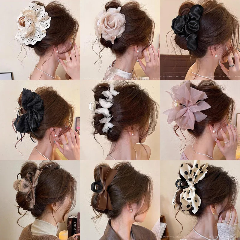 

A random accessory, pendant, decoration, or hair ornament with all sorts of surprises