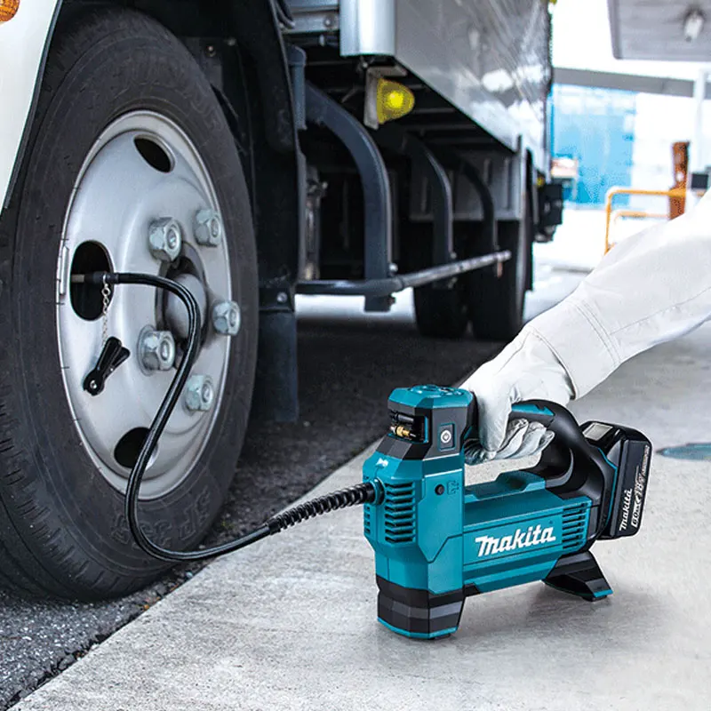 Makita DMP181 rechargeable inflator