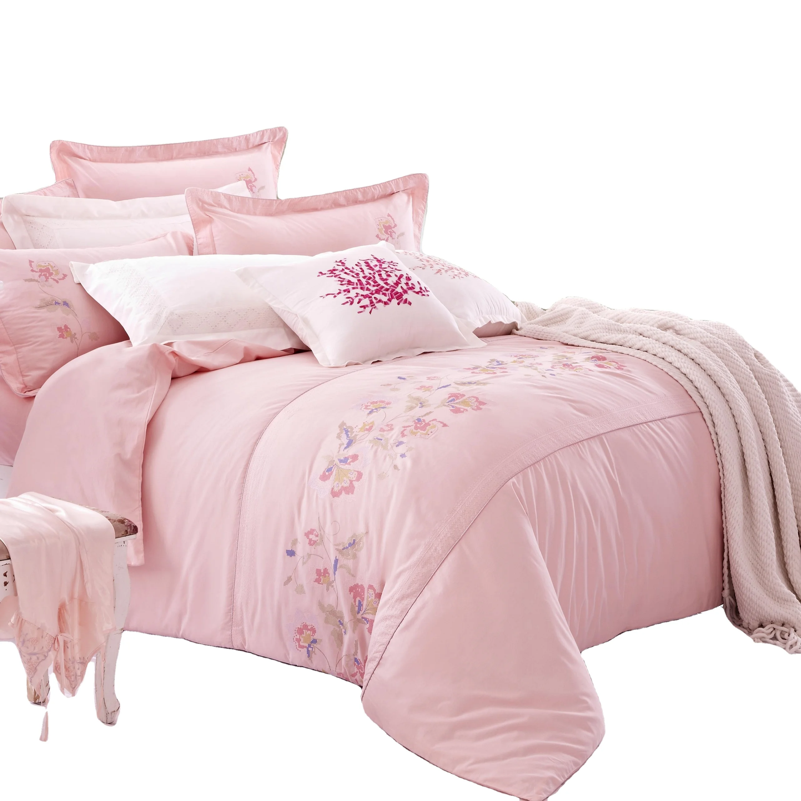 Factory 2023 Luxury Quilt Bedding Four-Piece Wedding Comforter Duvet Set Lace New Design Printed Plain Style Woven Techniques