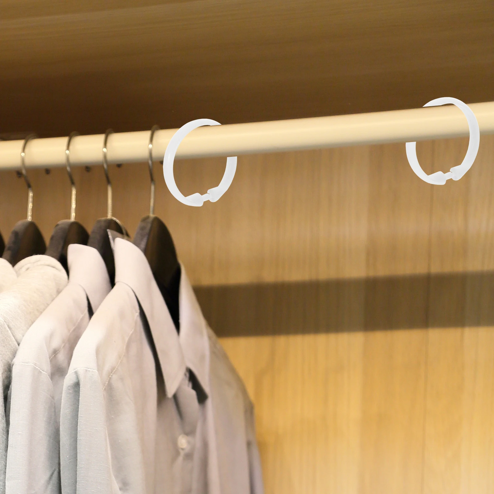 

30Pcs Plastic Shower Curtain Hooks Round Elegant Design Easy Install Modern Bathroom Decorative Rings Shower Accessories