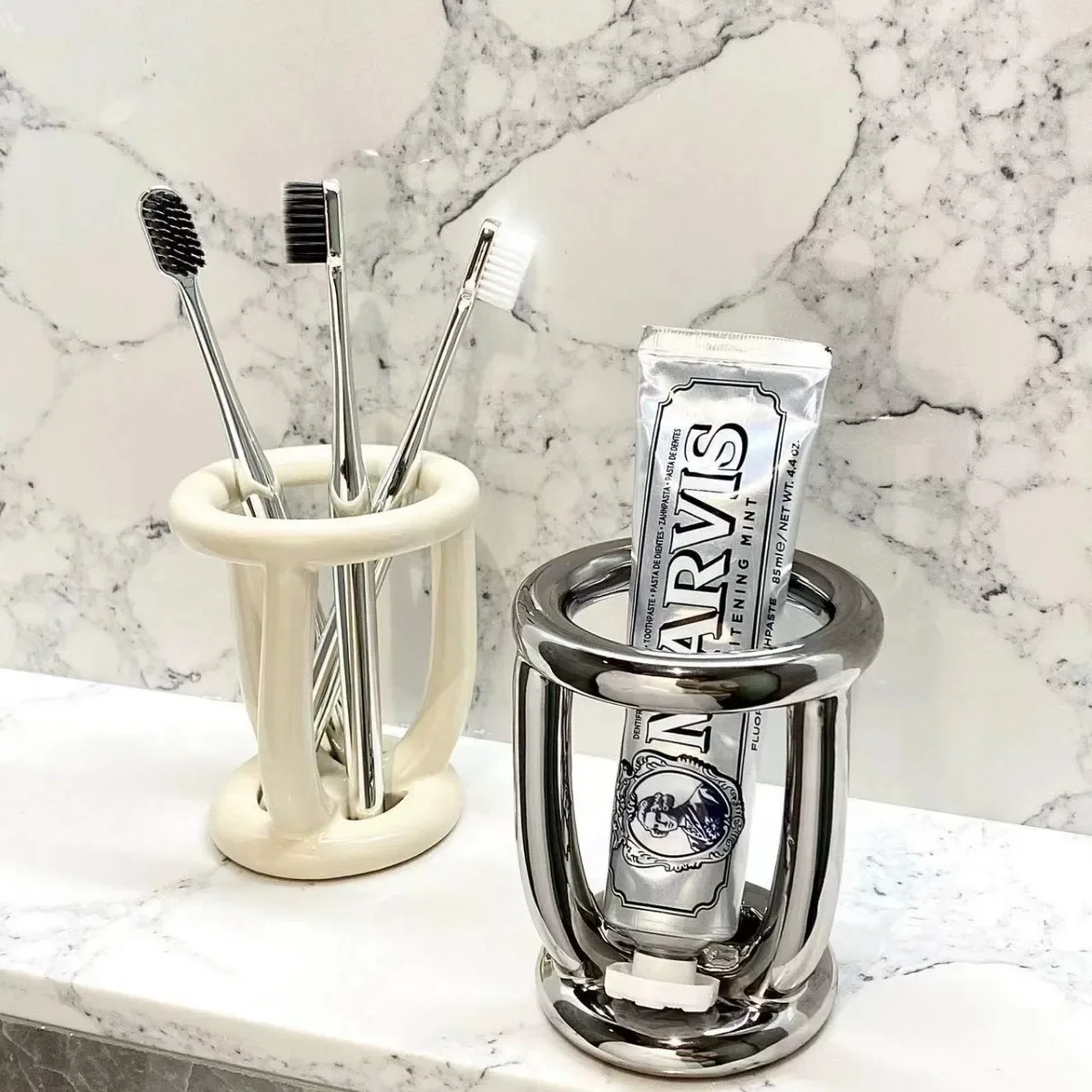 Nordic Bathroom Ceramic Toothbrush Holder Toothpaste Rack Bathroom Supplies Desktop Rack Bathroom Decoration Accessories
