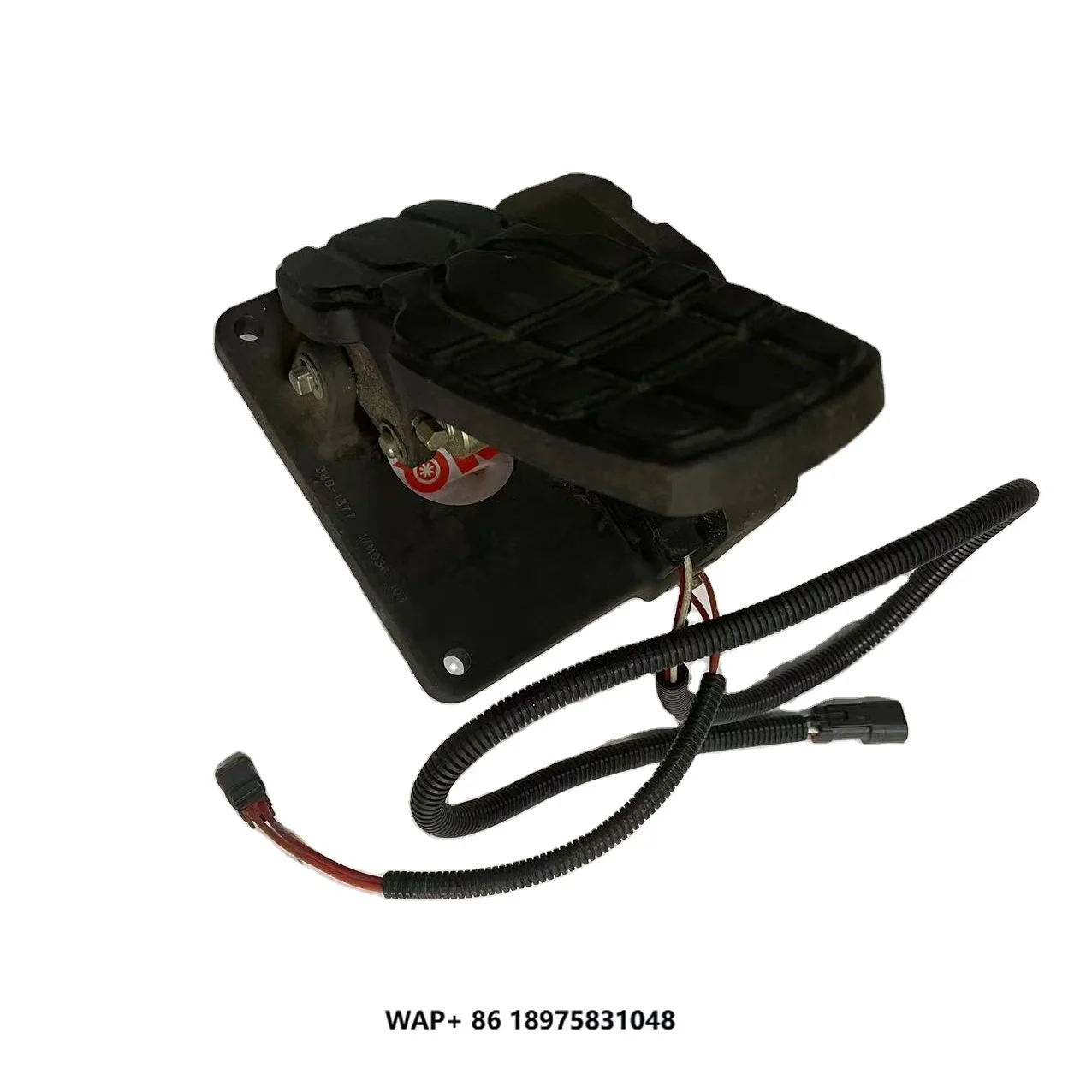 380-1377  3801377 PEDAL GP-BRAKE Wheel-type Loader 966M  972M  266-1466 2661466 1056117 105-6117 1461892 146-1892