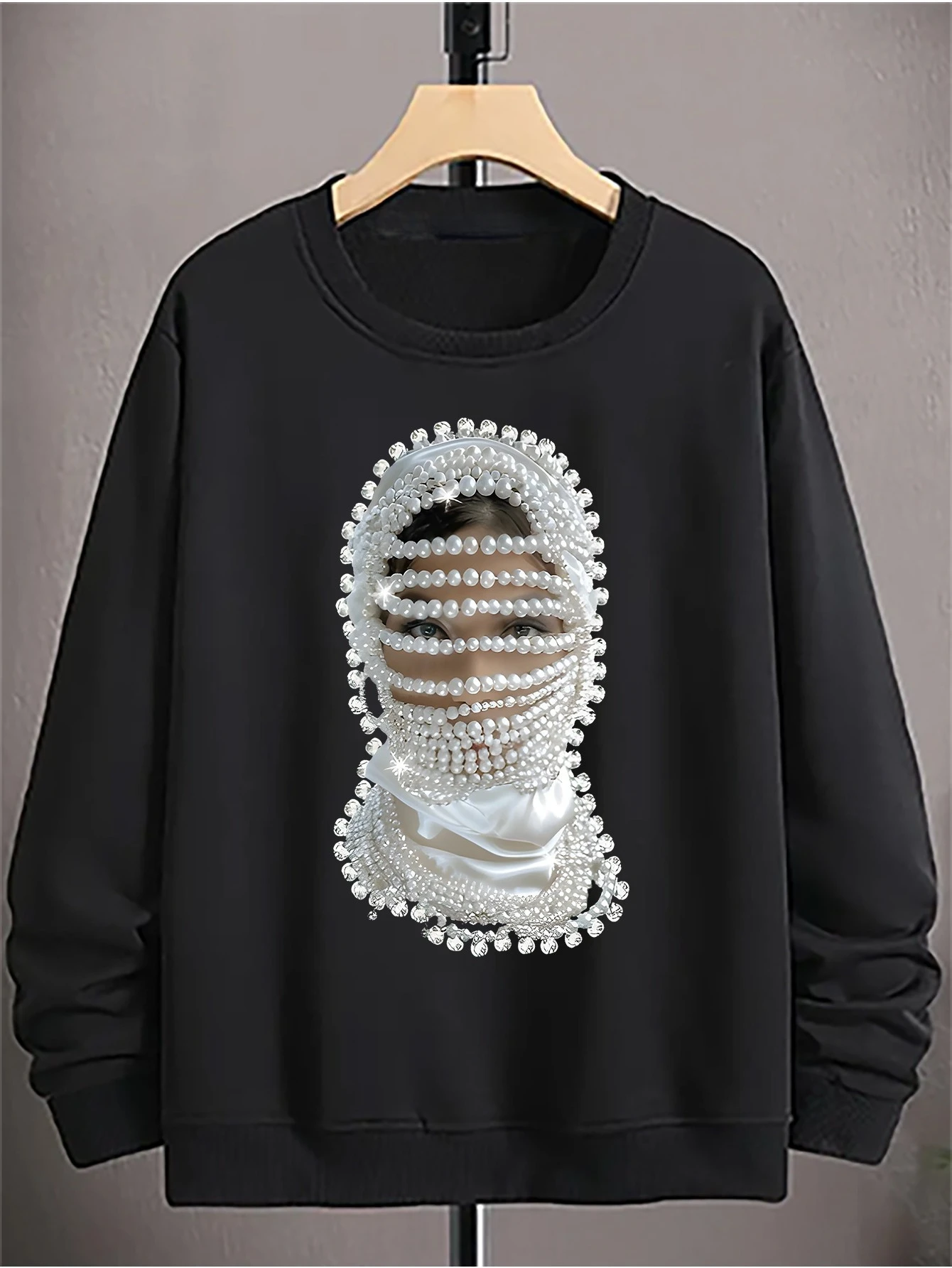 

Pearl Masked Girl Graphic Print Autumn and Winter Cotton Men's and Women's Sweatshirts Outdoor Sports Leisure Fashion Trend