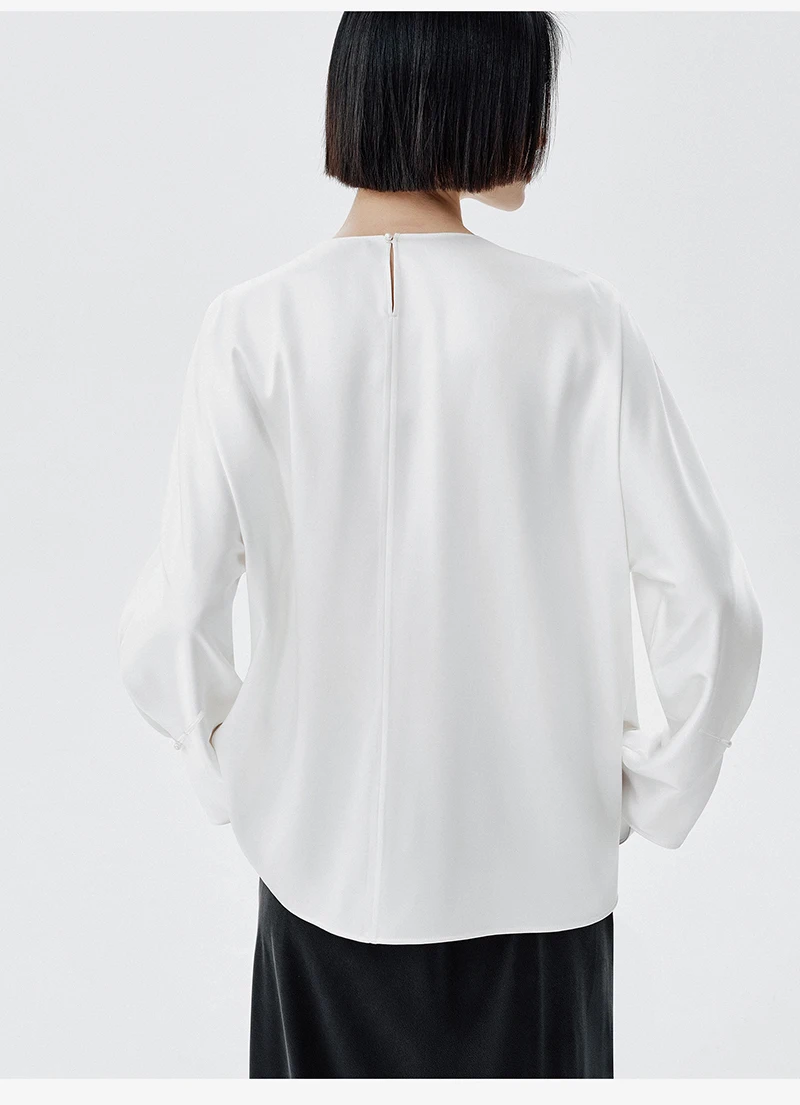 High-end Natural Silk Women's T-shirt Original Design New Style Elegant Fashionable Top With Shining Luster and Soft Texture