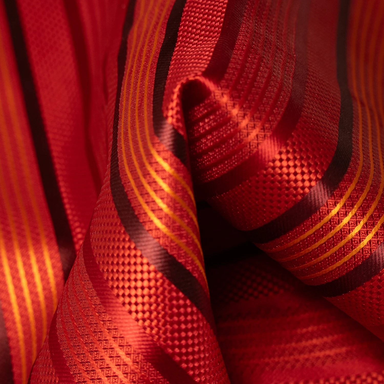 4er-Set klassische Herren-Einstecktücher mit Paisley- und Streifenmuster – Anzug- und Hemd-Accessoires für Hochzeiten und Partys, Marineblau und Rot – Detail 3