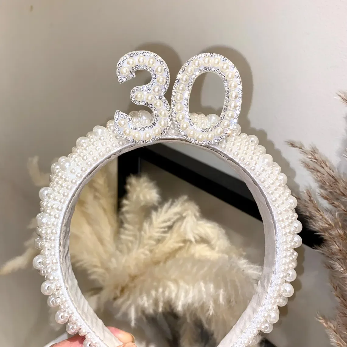 Personalized Birthday Numbers Headband Crown 18 21 30 40 50 60 70 Years Old Birthday Party Queen Girl Decor Gift Photo Props