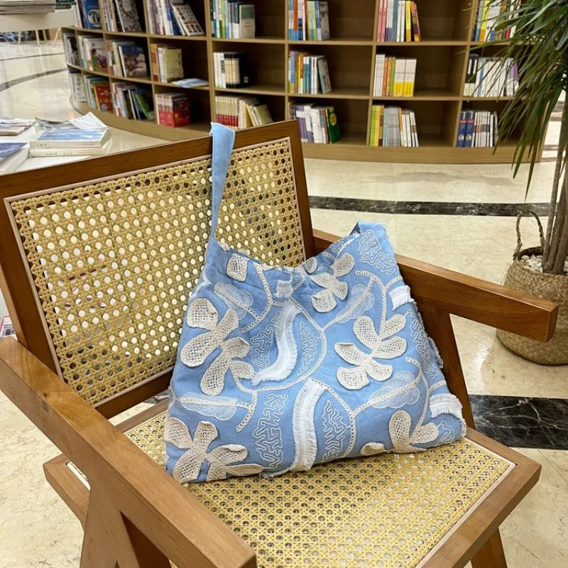 

CANVAS Soft Versatile Shoulder Bags Embroidery Fashion Casual 2025 Hot Sale Ladies Bags Flowers Three-dimensional Handbags