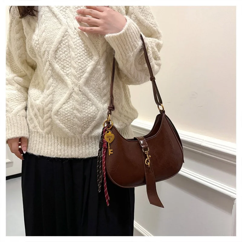 Tas Tote Wanita Mewah Terbuat Dari Kulit Premium Menampilkan Tampilan Komuter Ringan Bergaya Vintage Elegan Paris yang Mewah ​