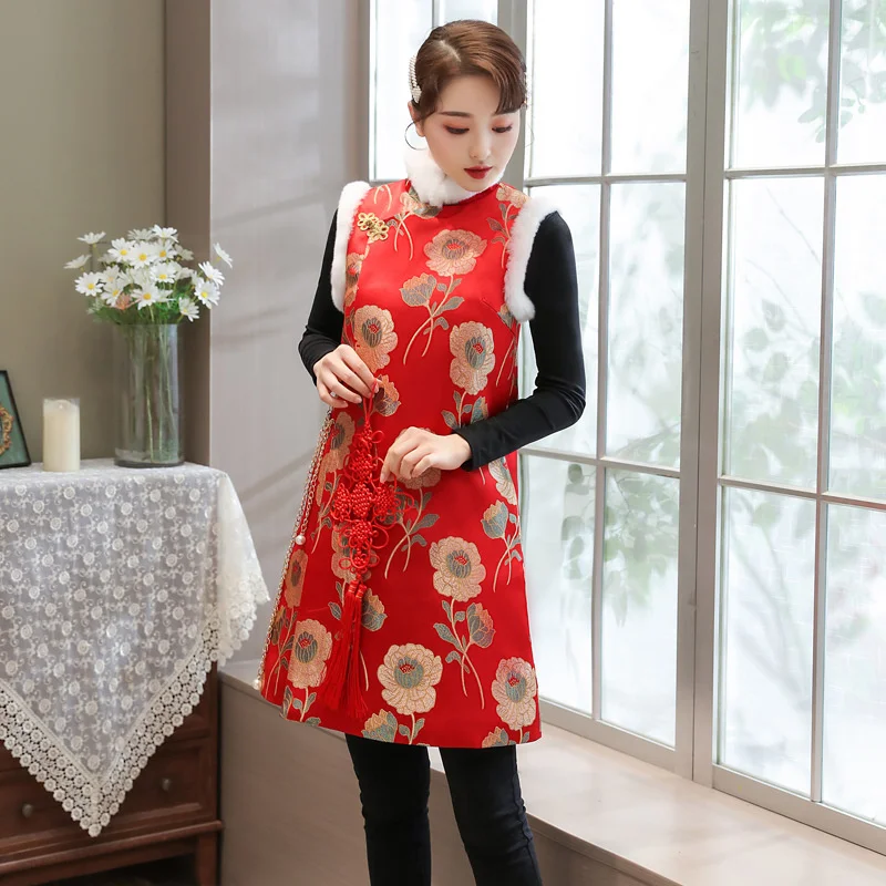 Winter China Mid-length Vest Sleeveless Padded Jacket Tang Suit Traditional Vintage Gilet Women Red Chinese New Year Clothing