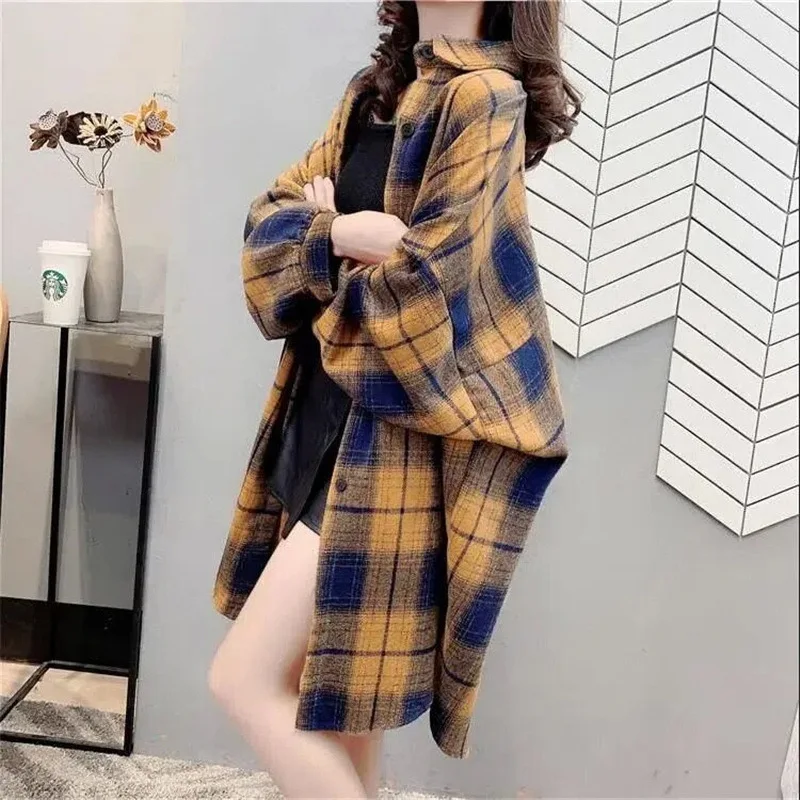 

2022 spring Autumn Plaid shirt Female medium long lantern sleeve Loose wild casual coat Vintage Hong Kong flavor Long sleeve