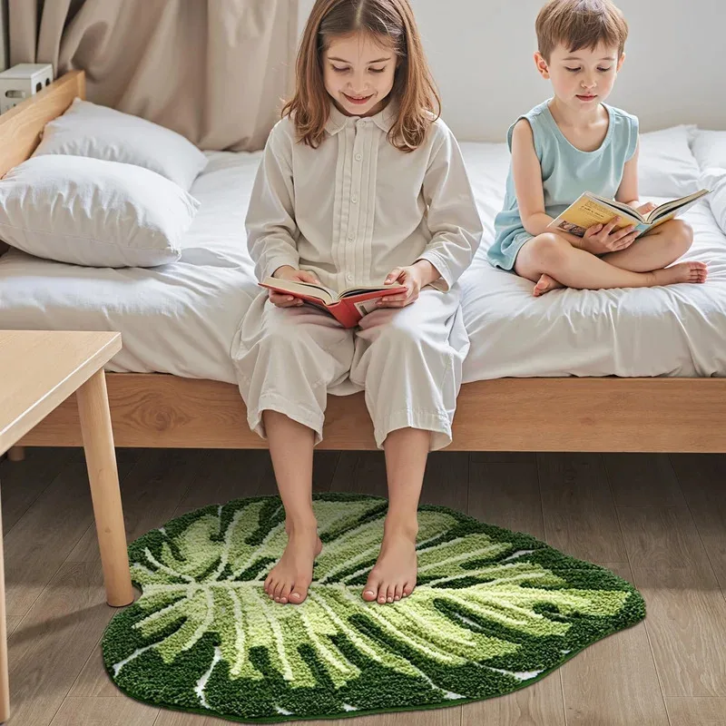 VIKAMA Green Leaf Bath Mat, Non-Slip Quick-Dry Shower Rug, Machine Washable Soft Bathroom Carpet for Toilet & Bedroom Decor​