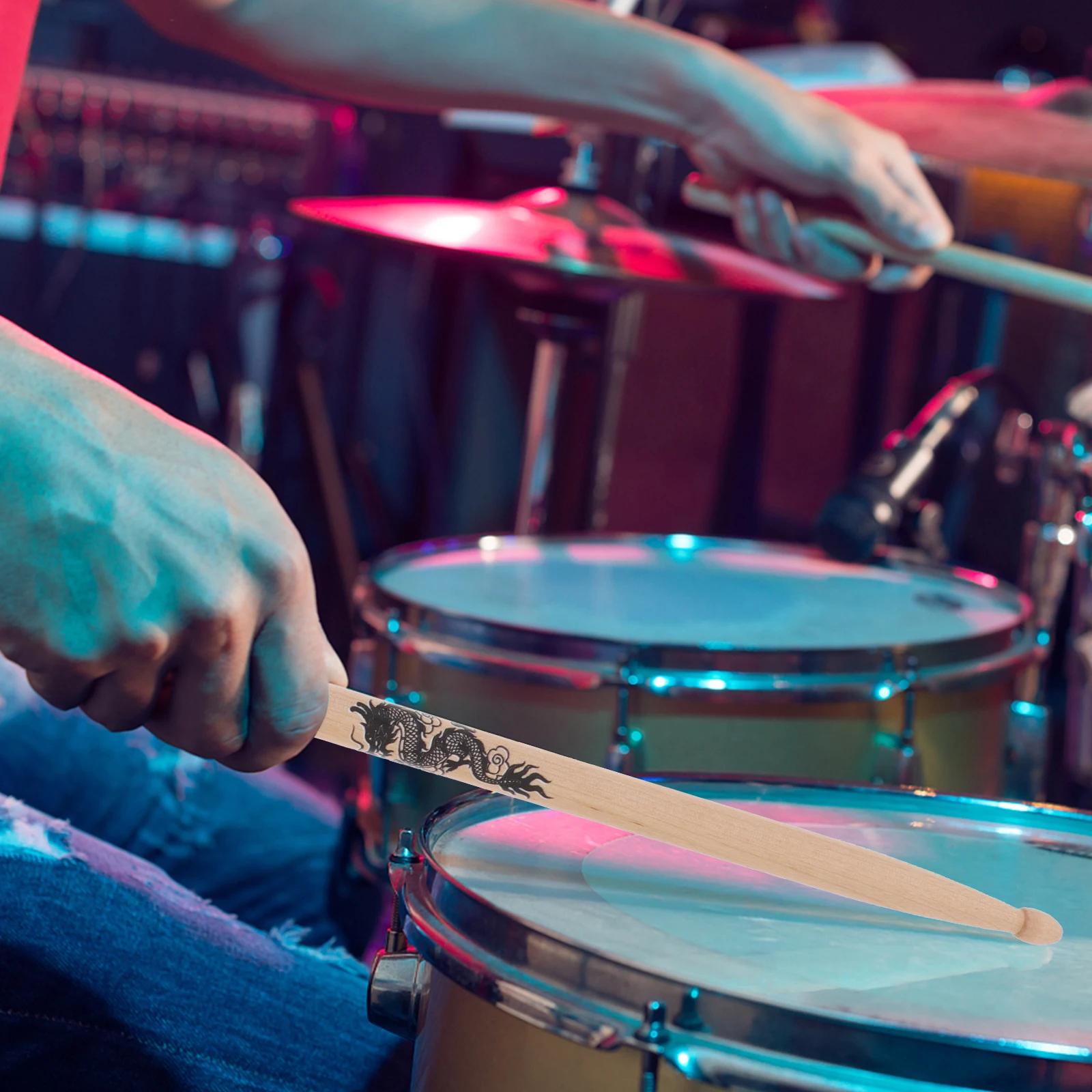 

2Pcs Drumsticks Wooden High Toughness Comfortable Musical Instrument Stick Percussion Tool Suitable for Jazz Drums Snare Drums