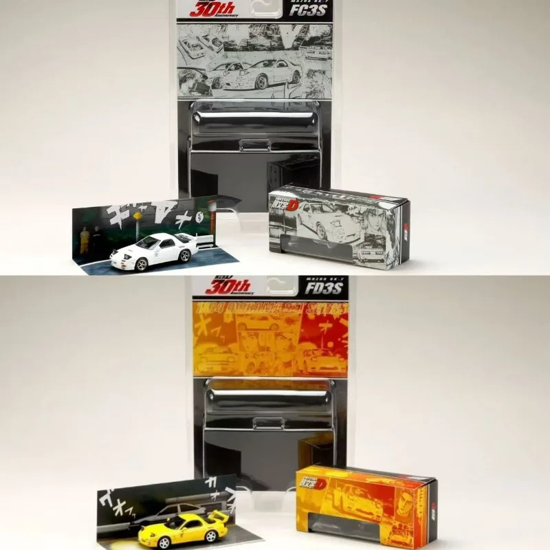 

В наличии: 1:64 4-значная версия D-мигающего света RX7, имитационная модель автомобиля из сплава, игрушка для мальчиков, коллекционный дисплей для взрослых.