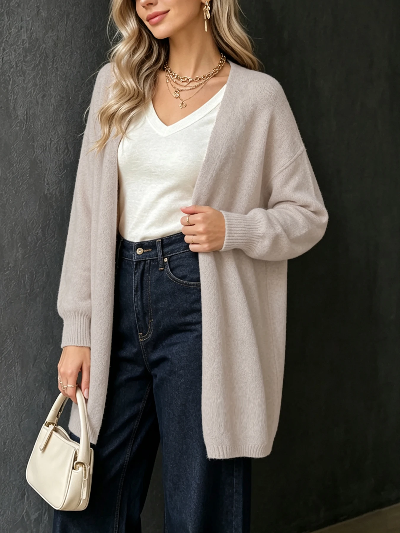Plus‑size women's autumn and winter cardigan sweater, skin‑friendly, fashionable long‑sleeve V‑neck knit sweater