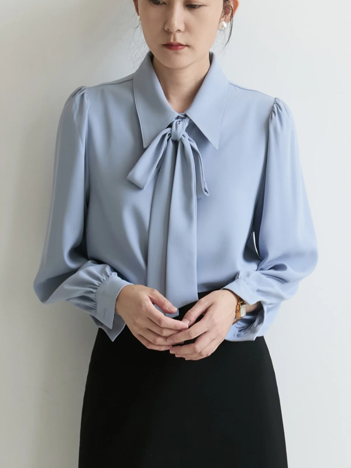 

Женское платье XINER с синим бантом, удлиненное, прямого кроя, однотонное, для офиса, профессиональное, с воротником.