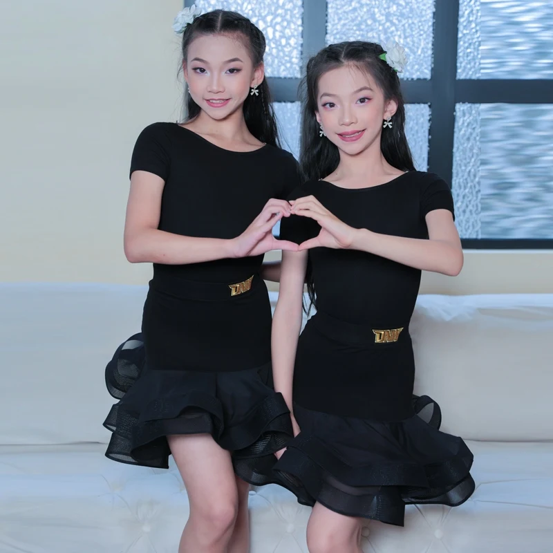 2025 enfants danse latine compétition vêtements pour enfants hauts noirs jupe bouffante costume fendu Samba Chacha filles vêtements latins XH3377