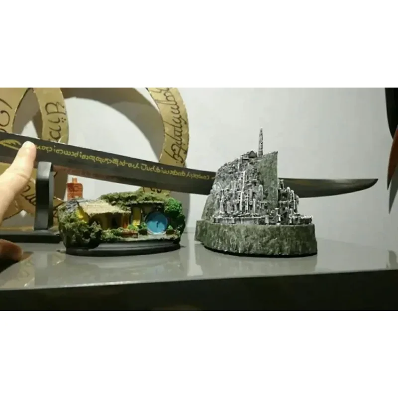 

Высококачественные фигурки Minas Tirith, модель статуи, коллекция игрушек, модель, имитация меди, новинка, пепельница, лучший подарок