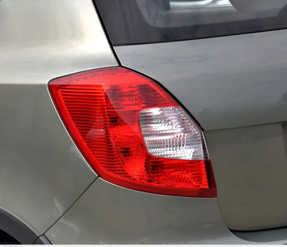 مناسبة لفولكس واجن سكودا كريستال مجموعة الضوء الخلفي 12-14 كريستال الخلفي الذيل غطاء خفيف ضوء الفرامل الخلفية H26FY #2