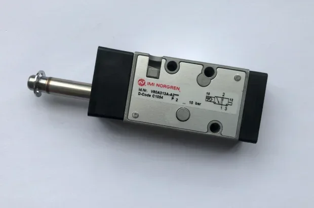 2026 V60A313A-A2000 A3000 Spot Norgren Two-position Three-way Solenoid Valve, Norgren Pipe Connection Type