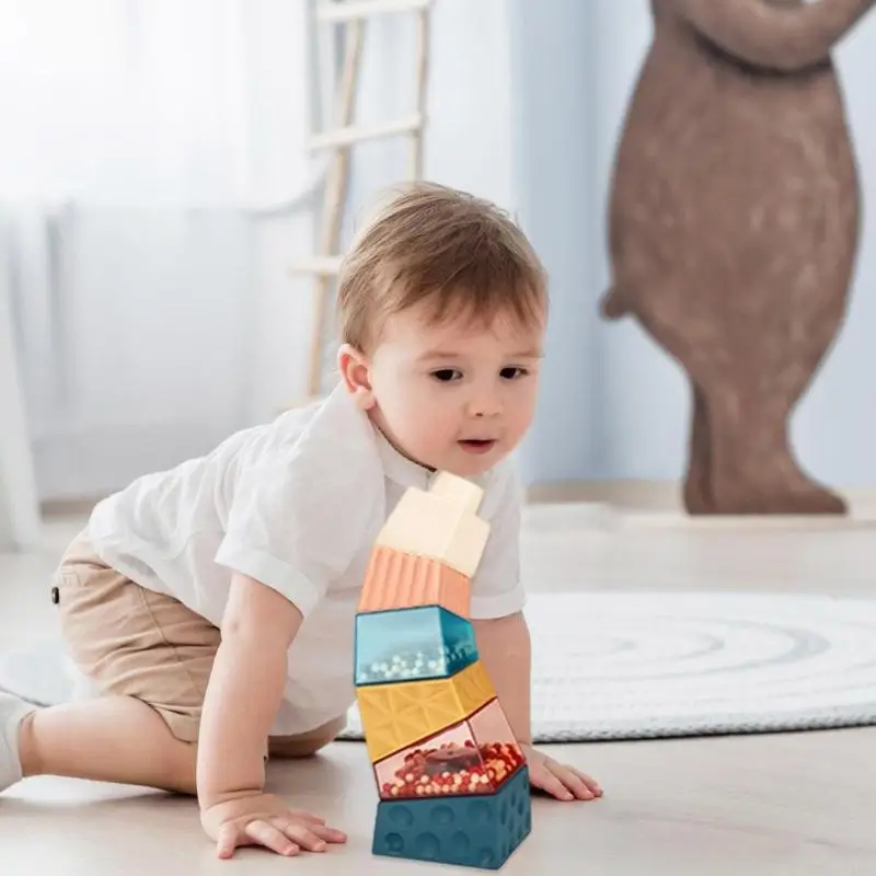 明るい色の赤ちゃんスタッキングキューブ早期学習創造的な構築ブロック A2UB