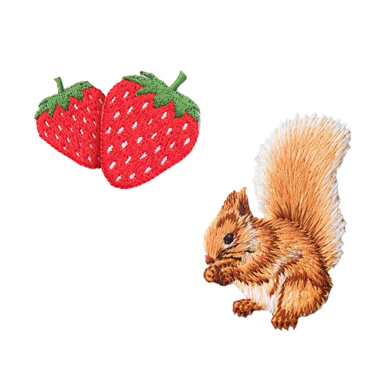Einteiliger süßer Erdbeer-Eichhörnchen-Stickerei-Patch zum Aufbügeln, für modische Kleidung, Taschen, Dekoration