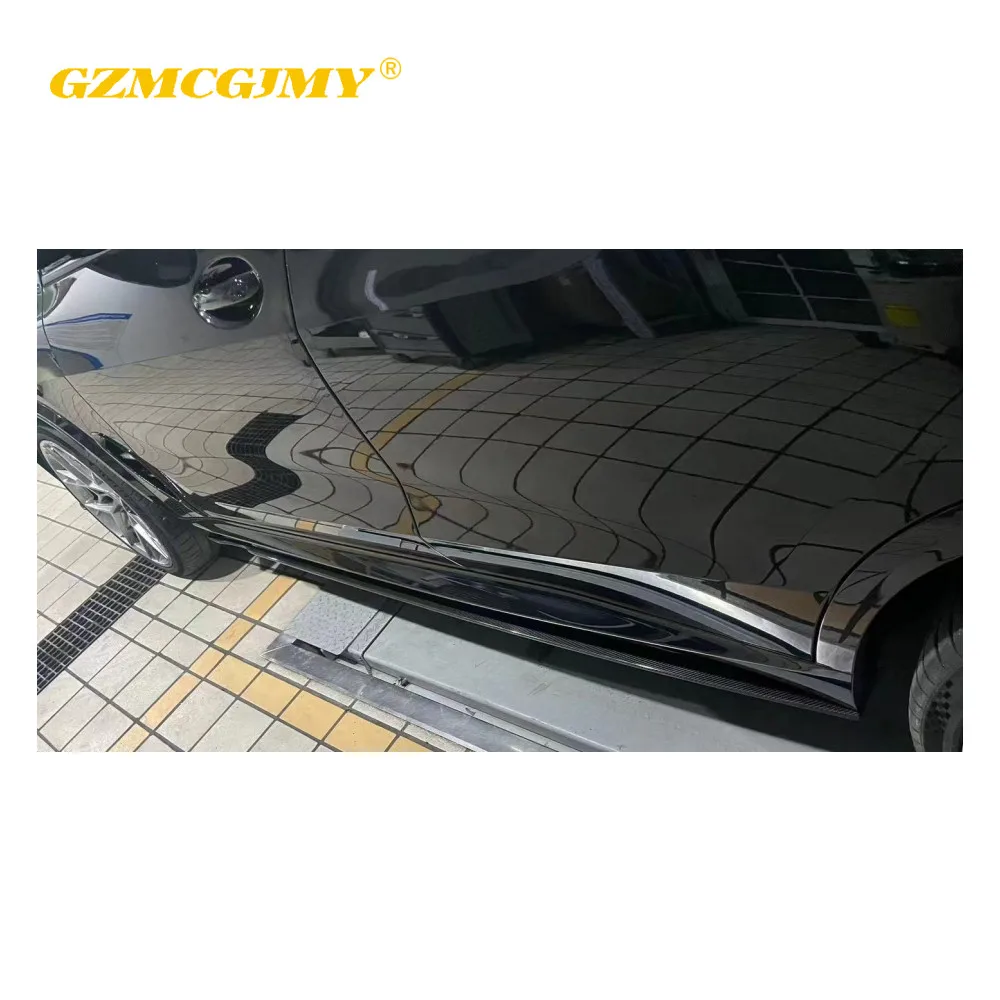 

High quality dry carbon side skirts suitable for BMW X5M F95 extended side skirts