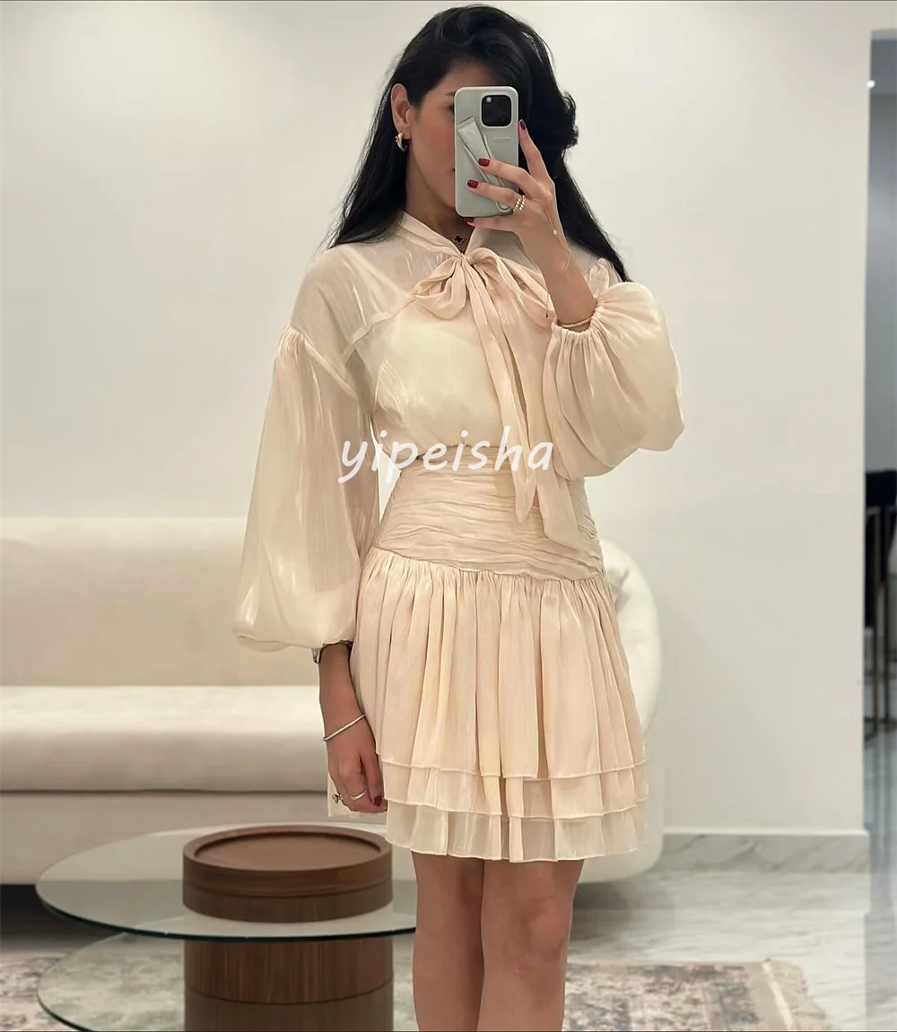 تخصيص جودة عالية الشيفون الطية Ruched المتدرج ألف خط عالية الياقة فساتين قصيرة فساتين مناسبة مخصصة الأحجام المتاحة