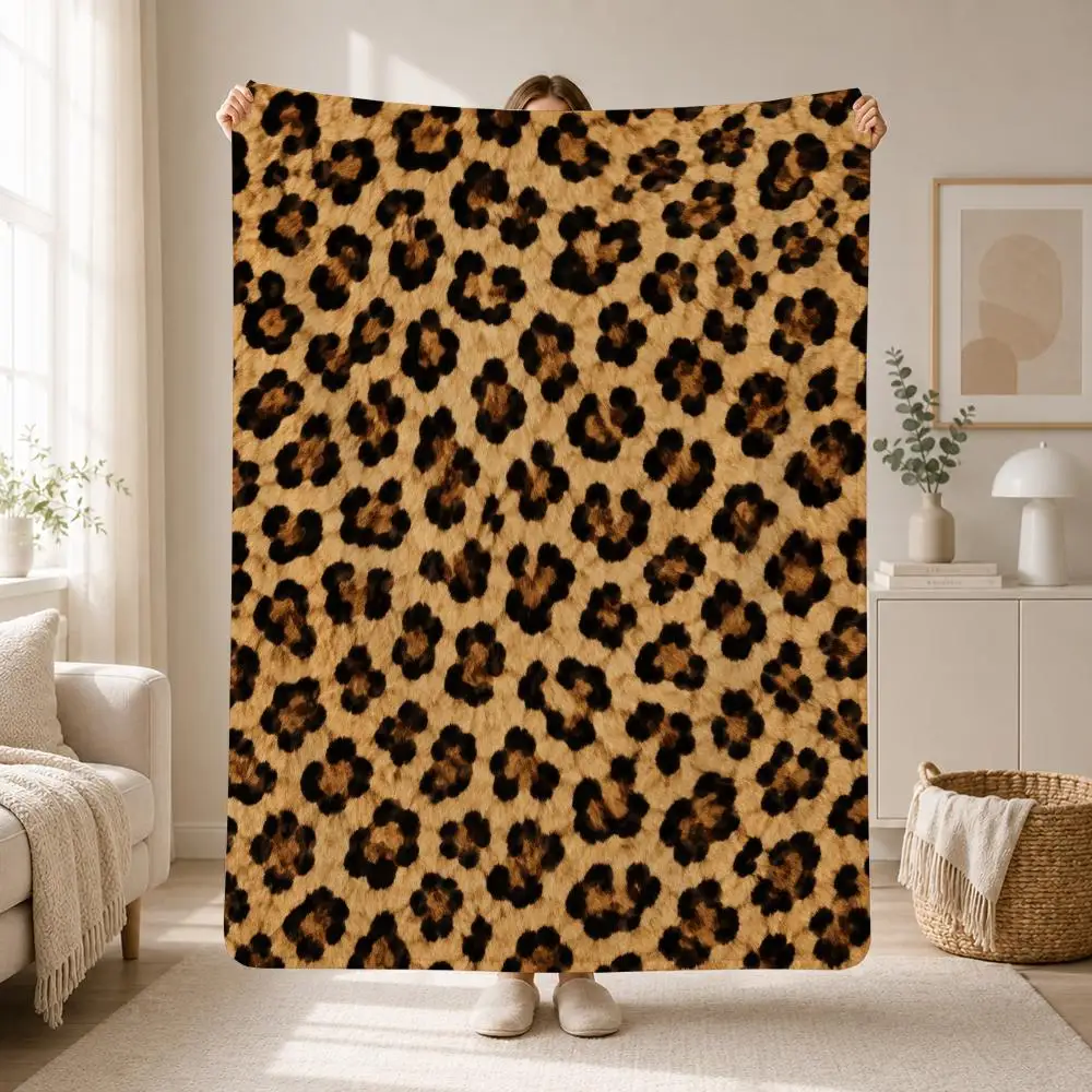 Bold Animal Pattern Leopard Print Throw Soft Plush Flannel Throw Blanket Sofa Bed Travel Home Decor