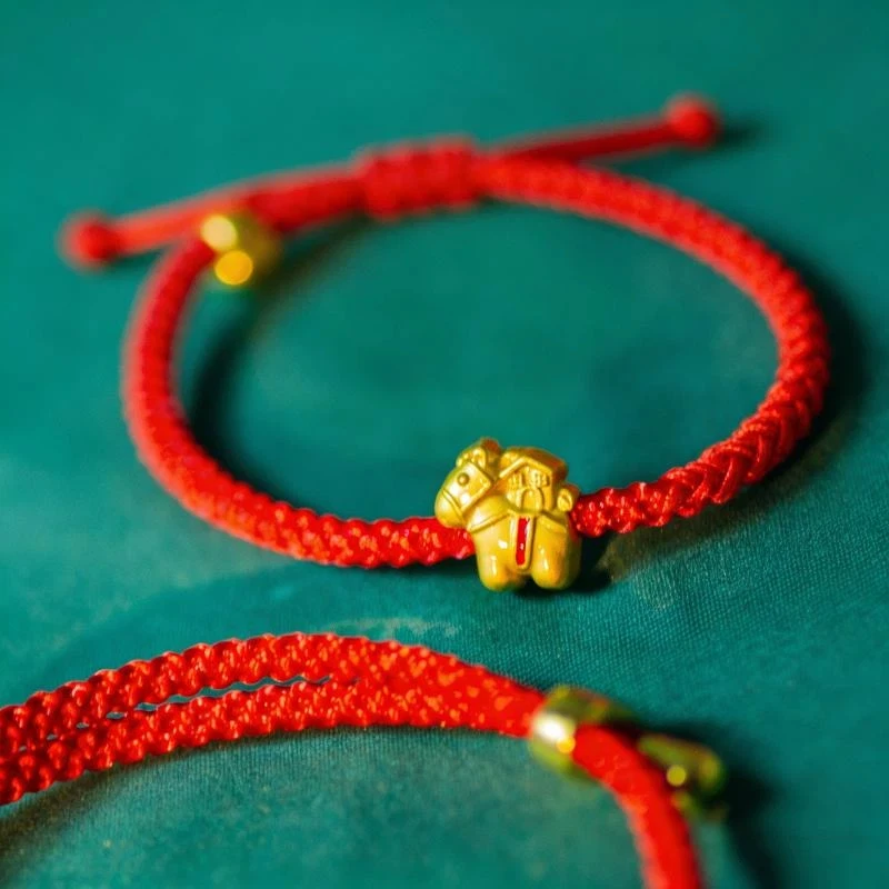 1 Stück Neujahrs-Schmuckgeschenk Feng-Shui-Amulett Glücksbringer Rotes Seil-Armband Chinesischer Stil 2026 Pferdejahr Tierkreis-Armband für Frauen