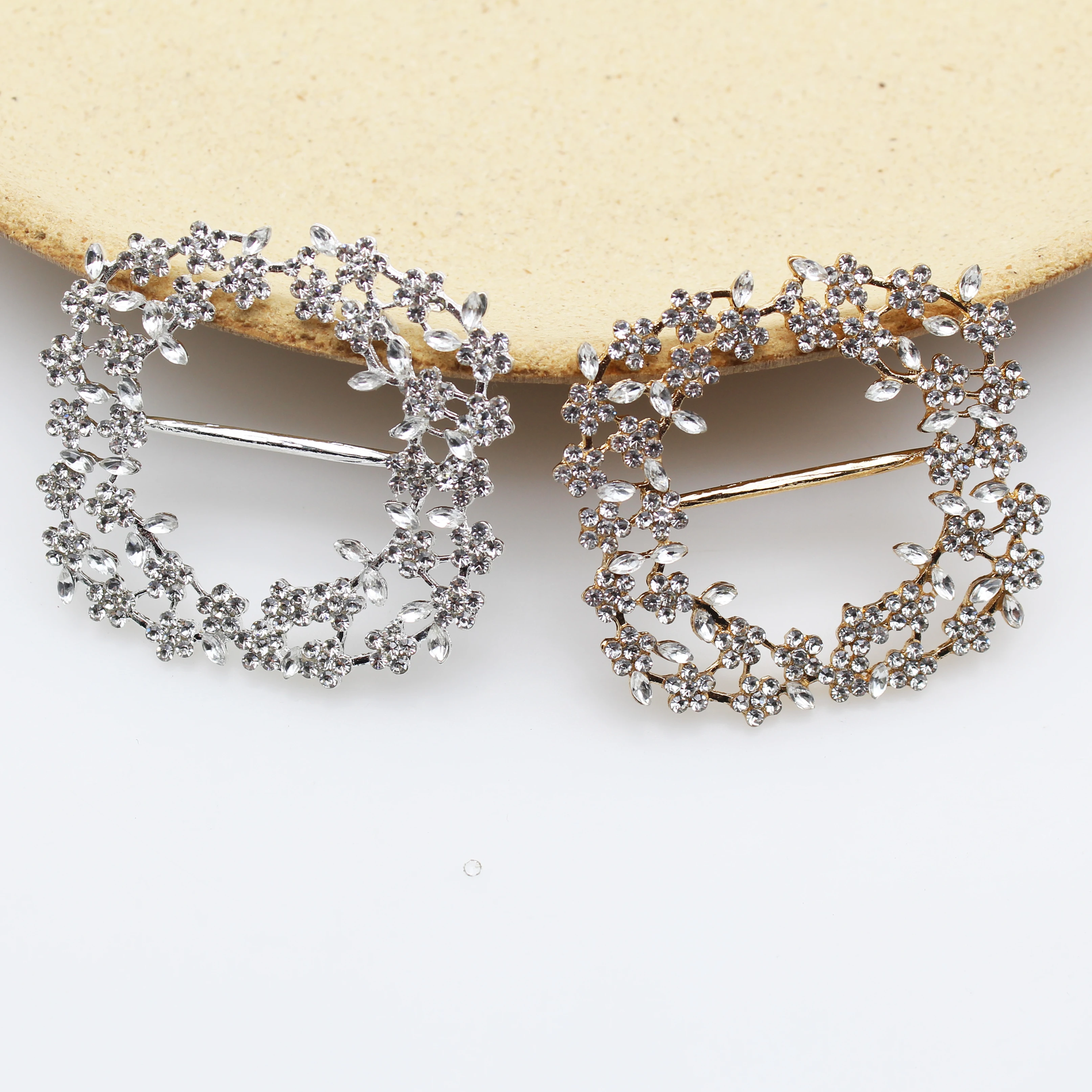 New 1Pcs/Lot 49mm Alloy Hollow Rhinestone Buttons DIY Sewing Ribbon Decorative Costume Jewelry Accessories
