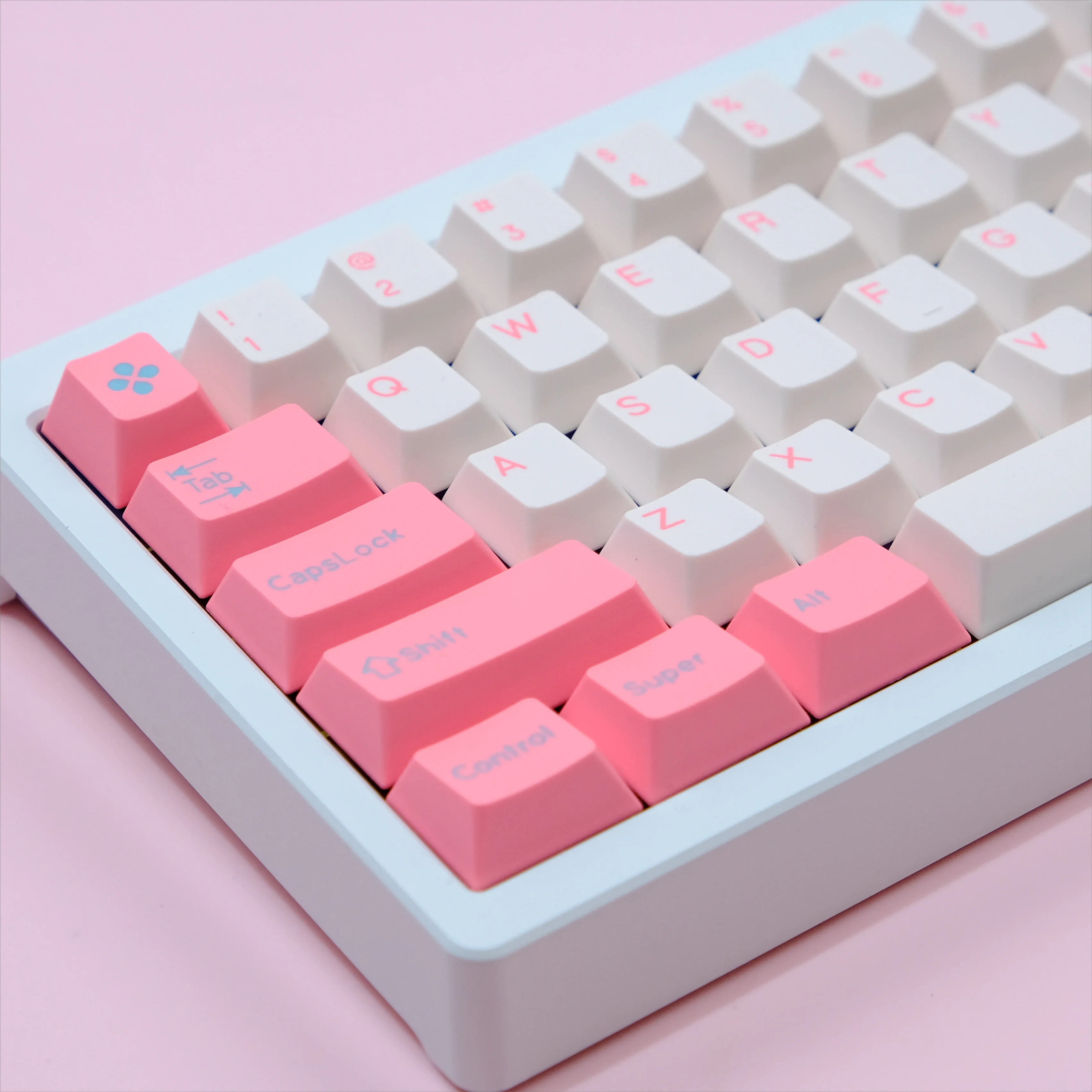 QX GMK Valentine's Day Keycaps 170 Keys PBT Double Shot Cherry Profile Pink for 64 68 87 96 980 Customize Mechanical Keyboard