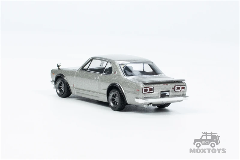 Tarmac Works 1:64 Nissan Skyline 2000 GT-R KPGC10 Silver Diecast Model Car