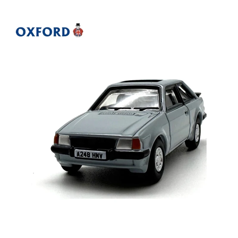 OXFORD Diecast 1:76 Scale Escort XR3i Alloy Car Model Finished Product Simulation Toy Collection Gift Static Model Souvenir