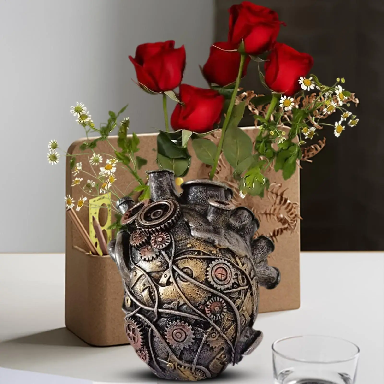 Heart Shaped Vase Novelty Vase With Multiple Holes Resin Modern Anatomical Heart Design Plants Pot Centerpieces For Home Decor