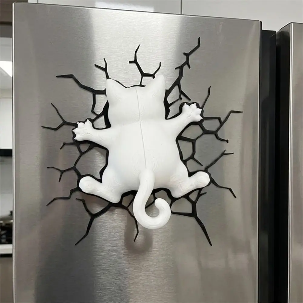 Novelty 3D Crack Cat Fridge Magnet 3D Printed Climbing Back Crack Cat Refrigerator Magnet Optical Illusion Whimsical