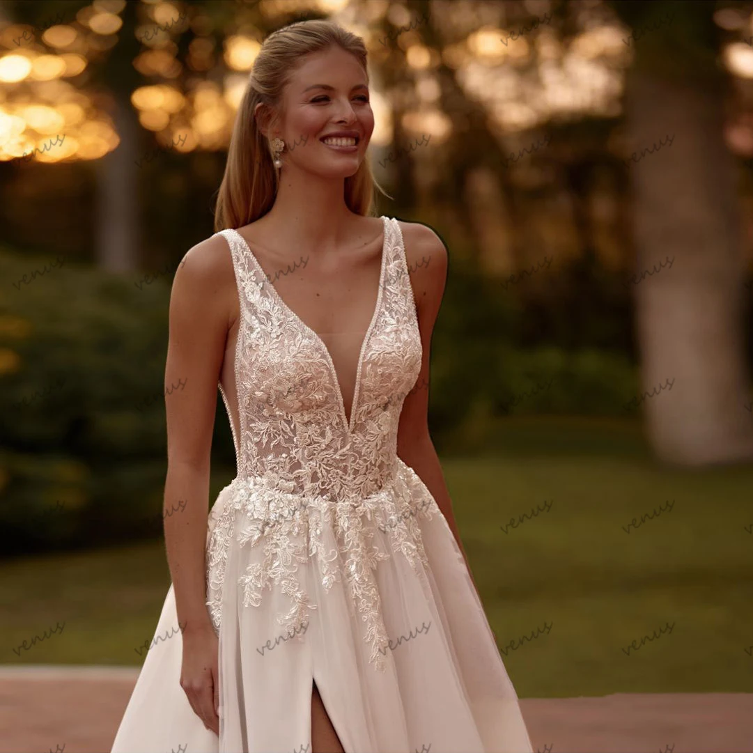 

Vintage Wedding Dresses A Line Tulle Tiered Bridal Gowns Lace Appliques Deep V Neck Robes Charming Vestidos De Novia Customized