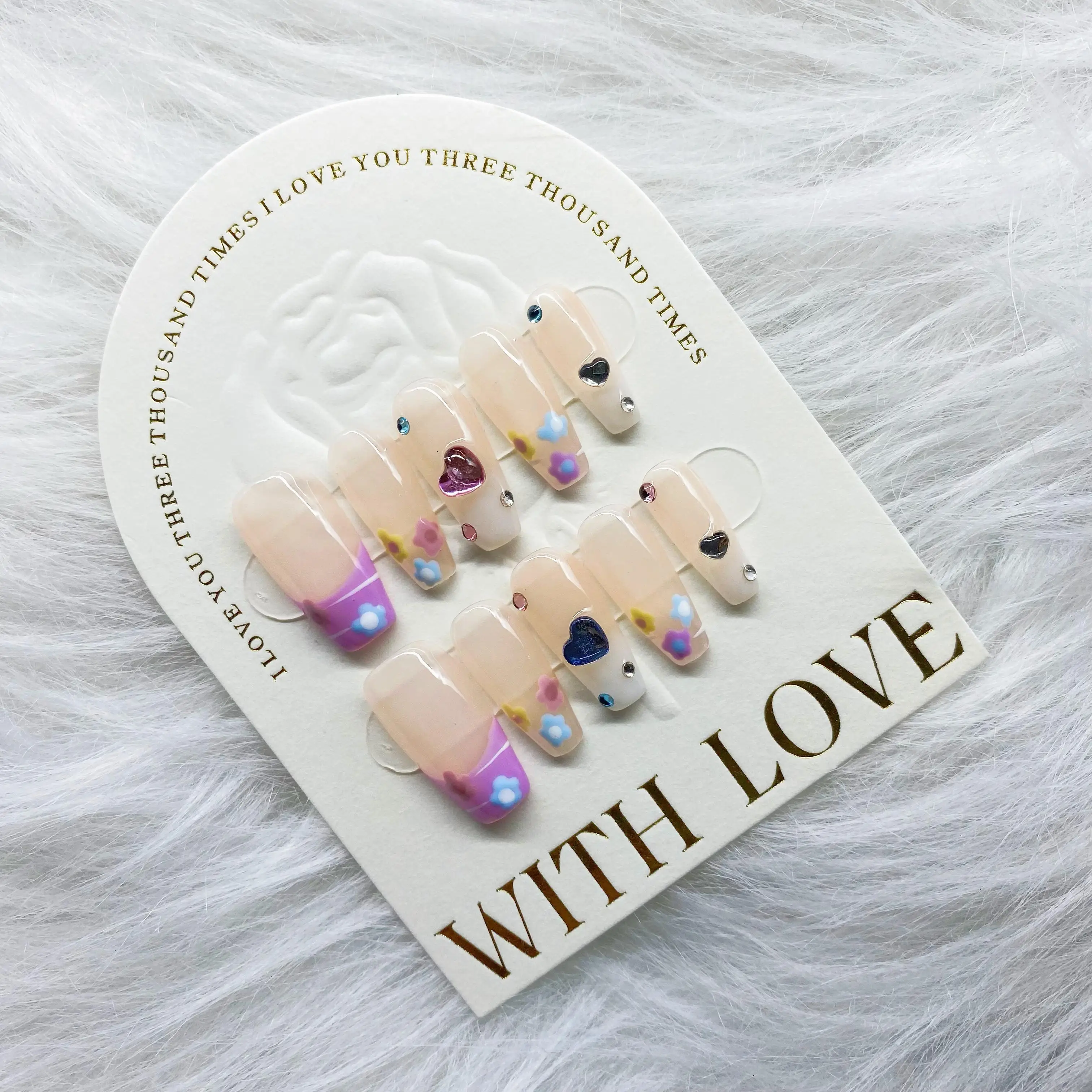 Middellange Franse handgeschilderde kleurrijke bloemen Afneembaar Herbruikbaar Hoge kwaliteit Elegant Wit Handgemaakte pers op nagels.No.C138