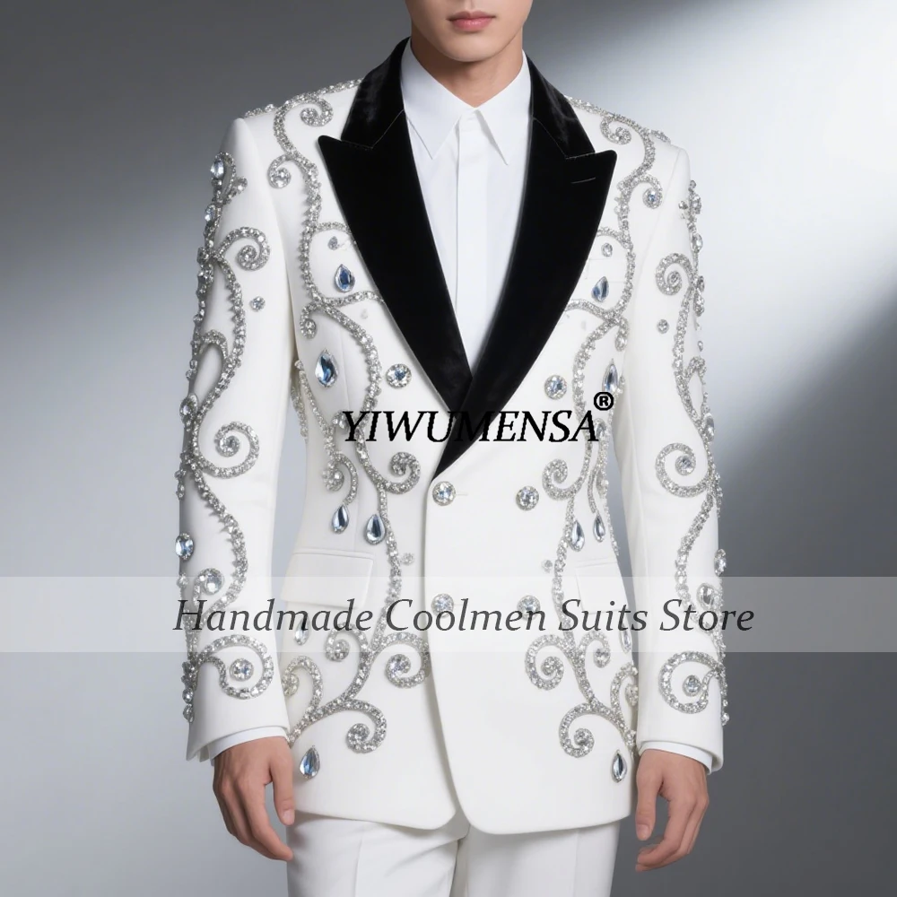 

Male Fashion Diamond Beaded Suits For Wedding Double Breasted Jacket Pants 2 Pieces Groom Tuxedos Customized Peaked Lapel Blazer