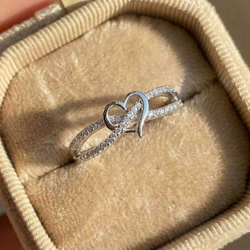 

925 Sterling Silver Graceful Heart Ring Lady Engagement Accessories with Bright Zirconia Bridal Wedding Anniversary Jewelry
