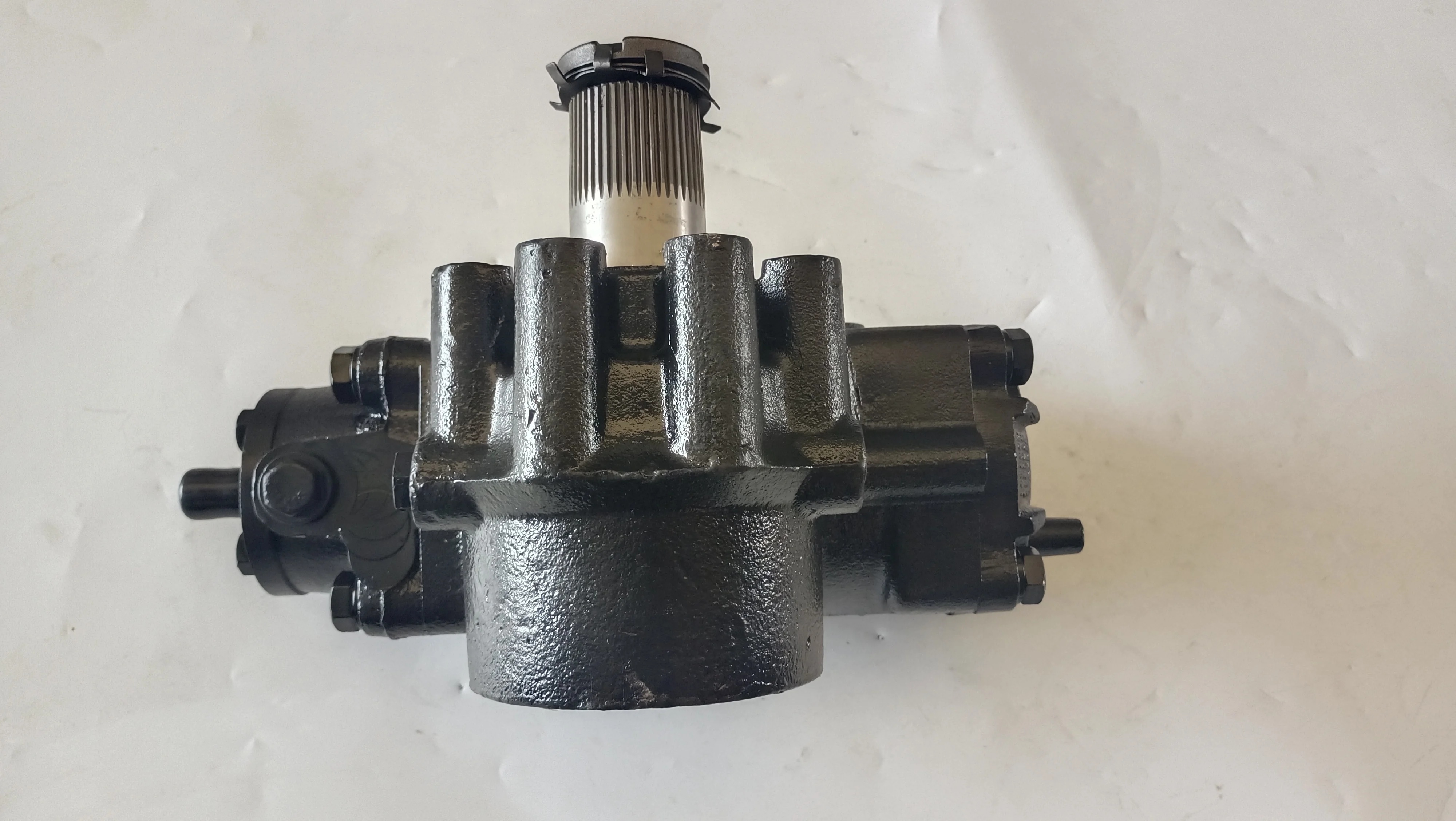 King Long Bus Power Steering Gearbox China Coach Golden Steering Pump HIGER Bus Power Steering Box
