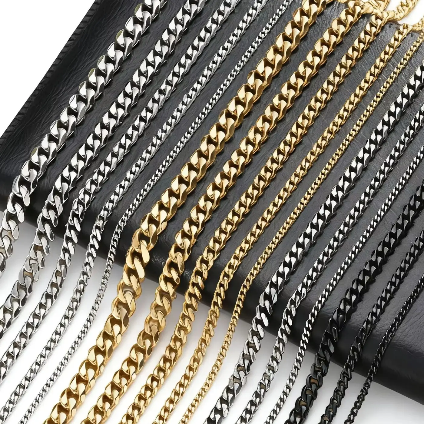 

Basic Cuban Chain Necklace for Men Women,Stainless Steel Curb Link Chain Collar,3/5/7/9/11mm Width Black Gold Retro Color Choker