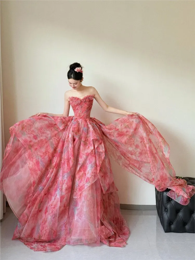 A new strapless morning gown light luxury rose dress for toasting and birthday
