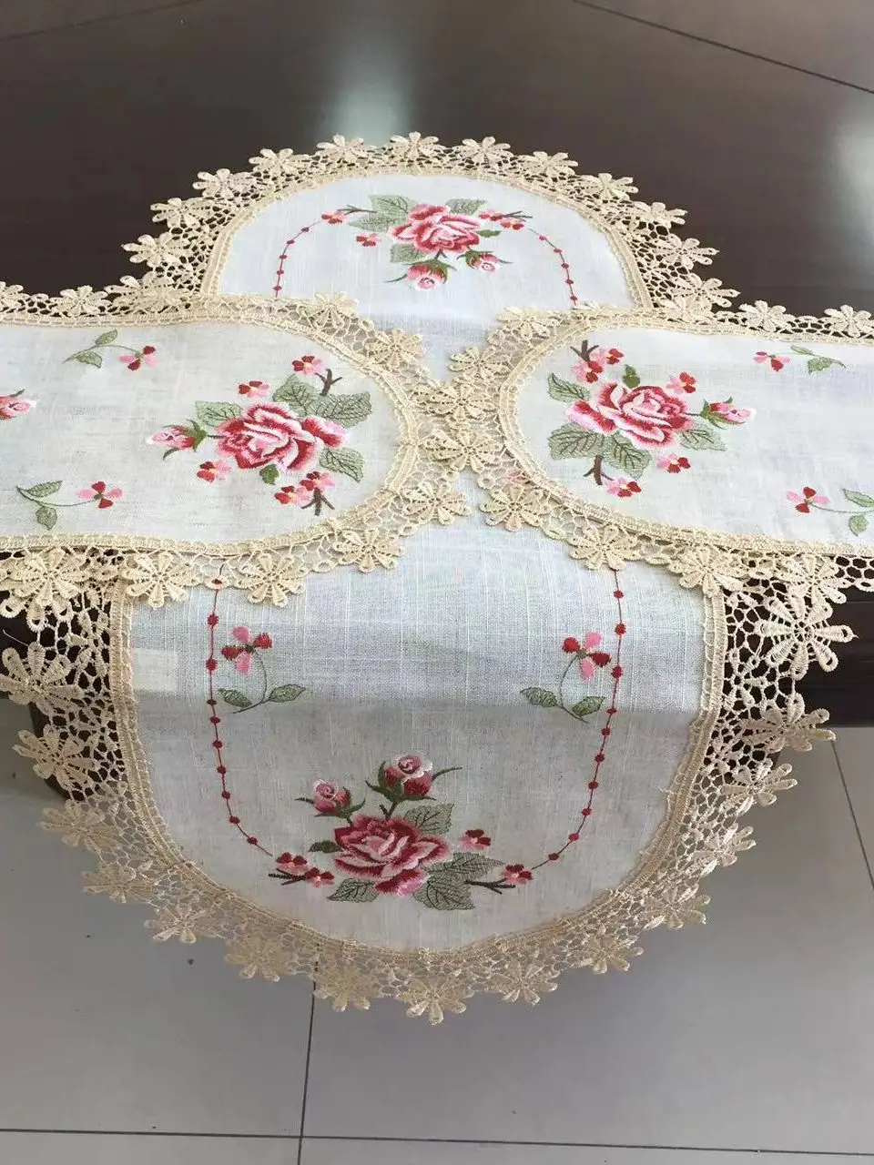 4PCS Embroidered  Elegant Lace Tablecloths Jacquard Wedding Table Cloth  Polyester Slubbed Cloth Floral Style Table Runner30*45