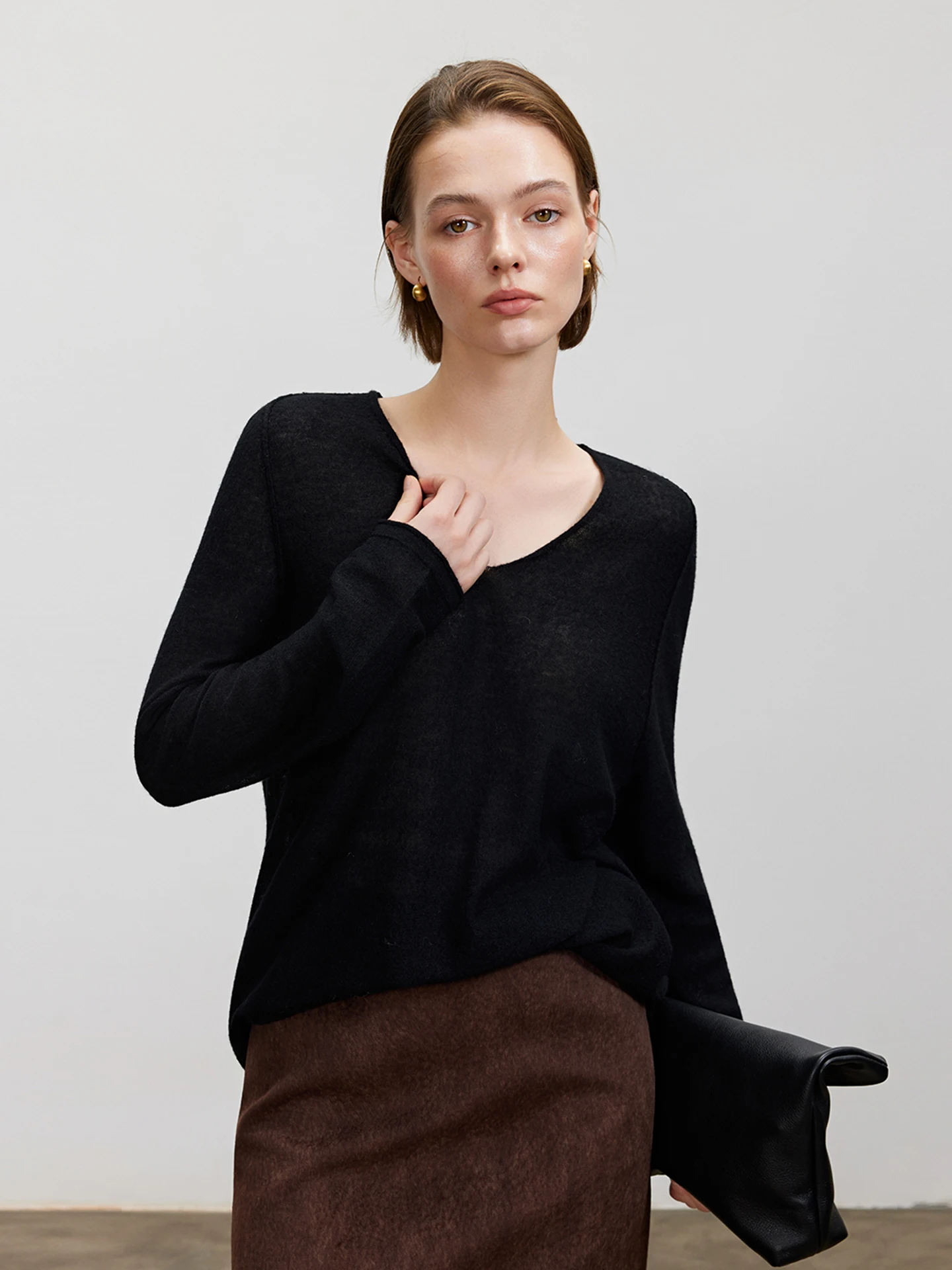 

LUR коврик, мягкий свитер из шерсти альпаки, нежный женский вязаный свитер с v-образным вырезом, повседневный свитер стандартной посадки