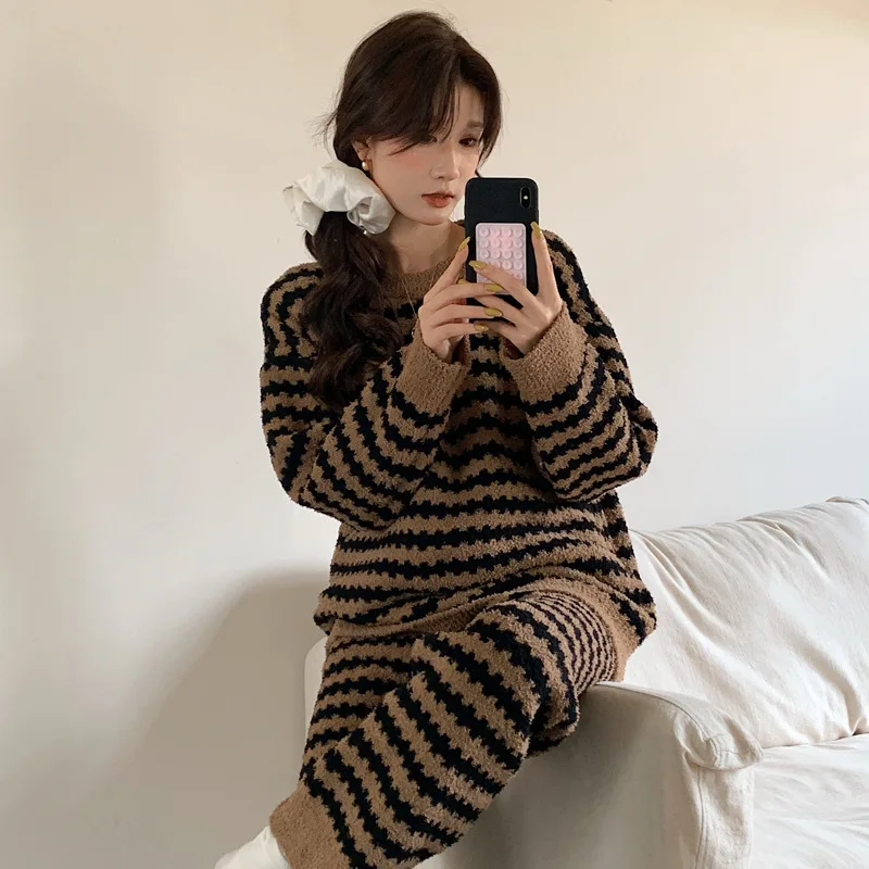 2025 New Autumn Winter Thick Pajamas Women Two Piece Set Flannel Plaid Half-Fleece Warm Long Sleeve Pants Pullover Loungewear