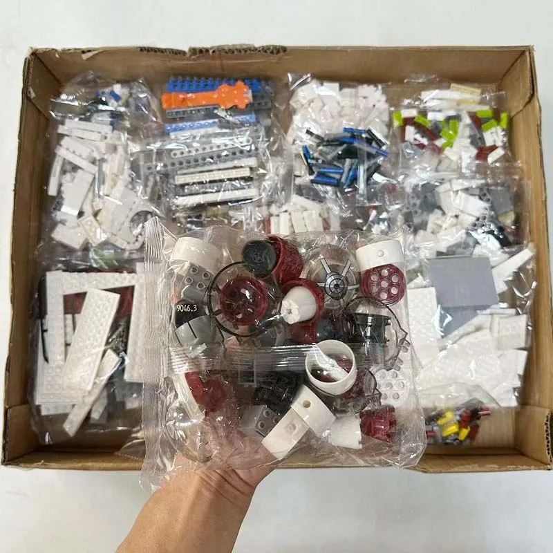 1175pcs Compatible With 05041 Republic Dropship Gunship Building Blocks 75021 Bricks Children Christmas gift - view 3
