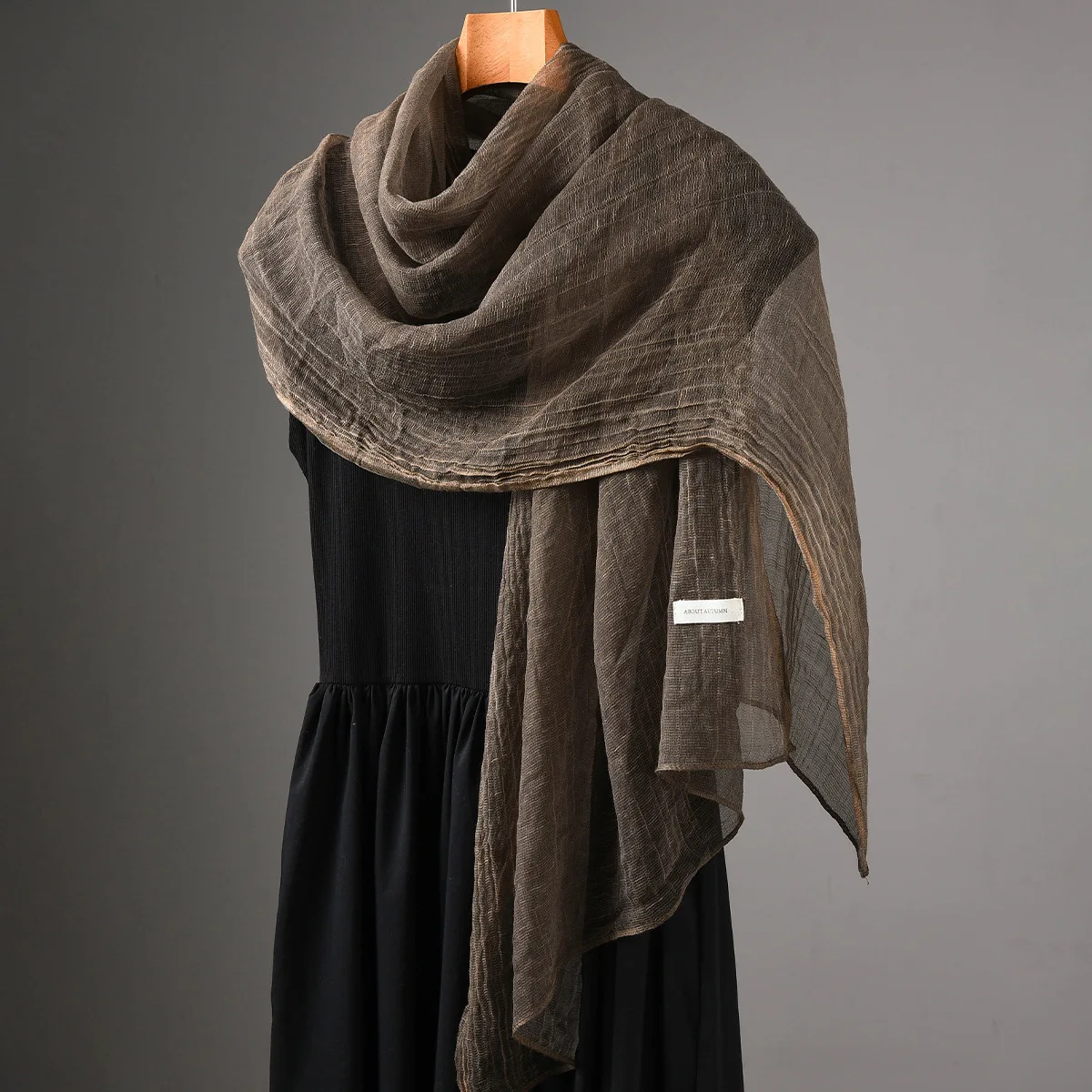 2026 Fashion New Wrinkle Silk Scarf for Women Autumn Solid Color Soft Big Shawl with Decorative Neck Versatile Scarves