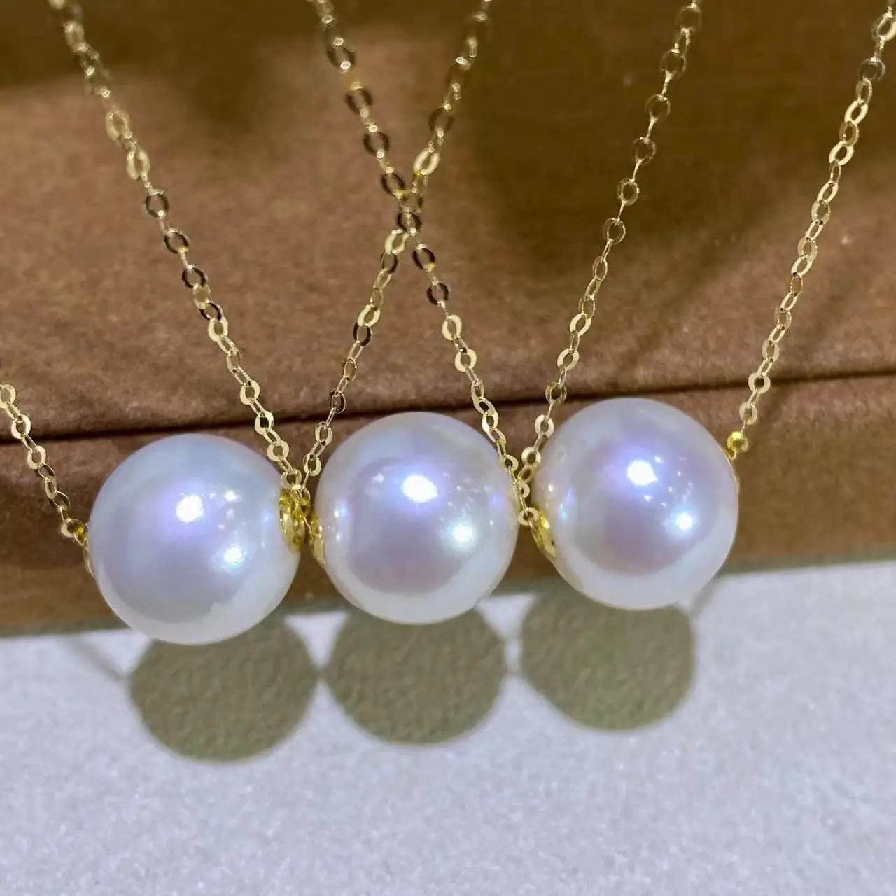 new AAAA +++11-12mm  Gilded Fashion  South sea  white round Pearl Pendant  18IN